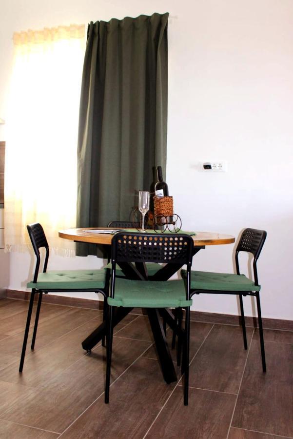 Apartman Maslina 시베니크 외부 사진